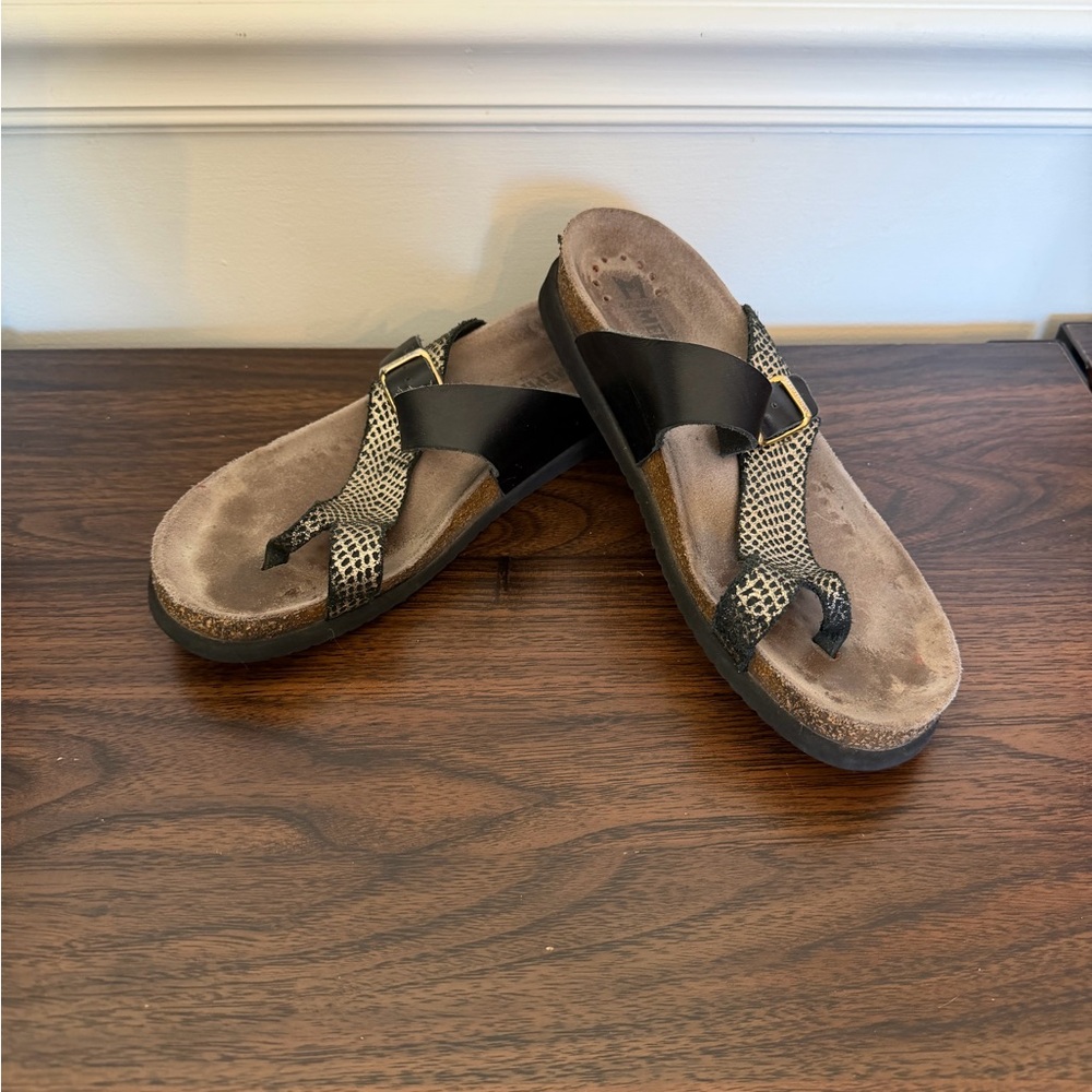 Mephisto Helen sandals